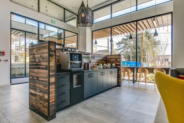 Interior - Blueground | First Hill, rooftop & gym, nr SU (Seattle)