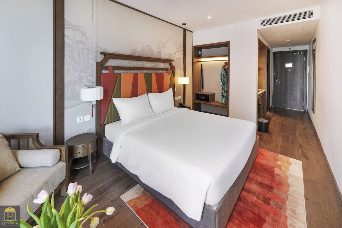 Habitación doble | 2 habitaciones, artículos del minibar gratis y muebles diferentes