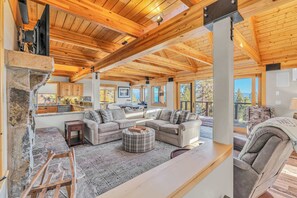 TV, fireplace, offices - Stylish Tahoe City Home with Stunning Lake Views (Tahoe City)