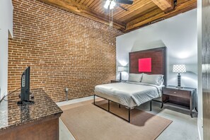 3 chambres, bureau, Wi-Fi gratuit, draps fournis