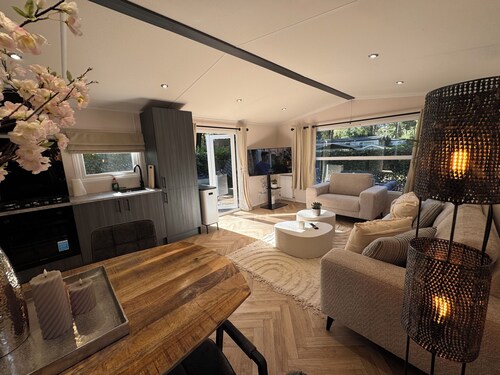 Deluxe chalet with private outside jacuzzi.