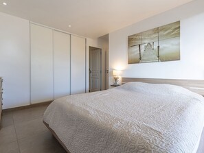 3 bedrooms, internet