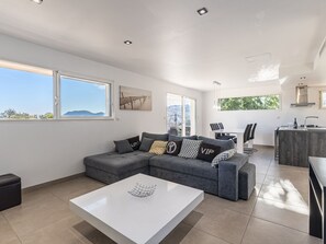 TV - Casa Caminu by Interhome (Porto Vecchio)