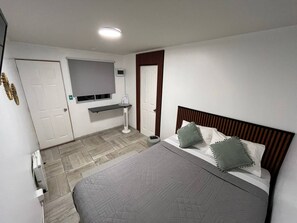 1 bedroom, free WiFi, bed sheets