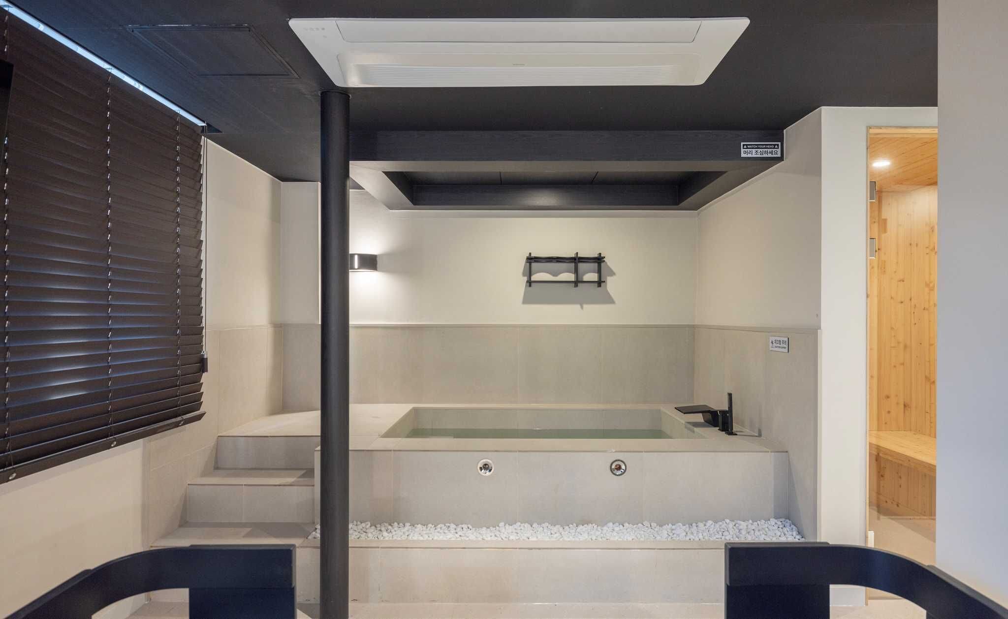 Signature Sauna(A) | مغطس خاص في السبا