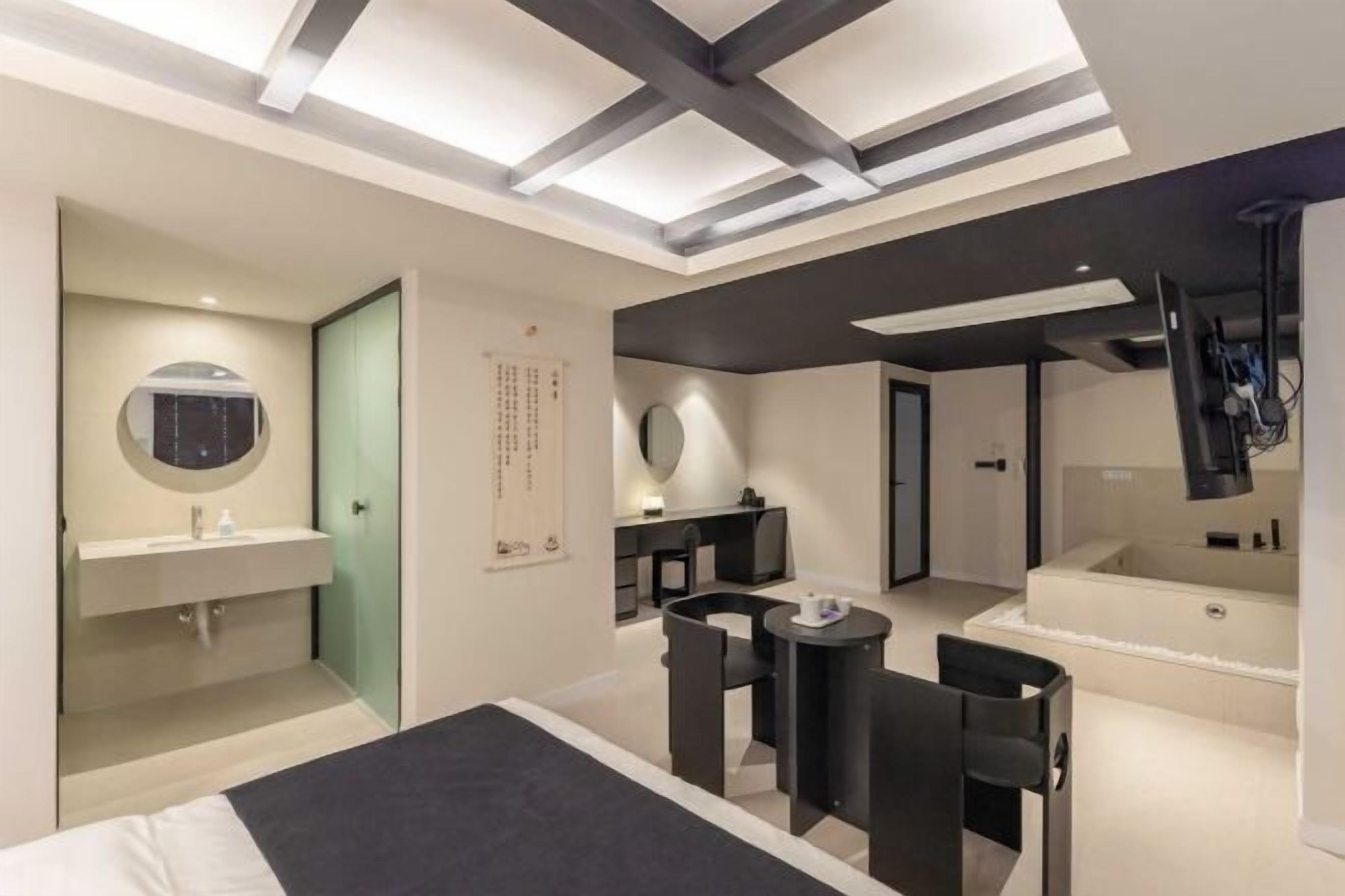 Bureau, espace de travail pour ordinateur portable