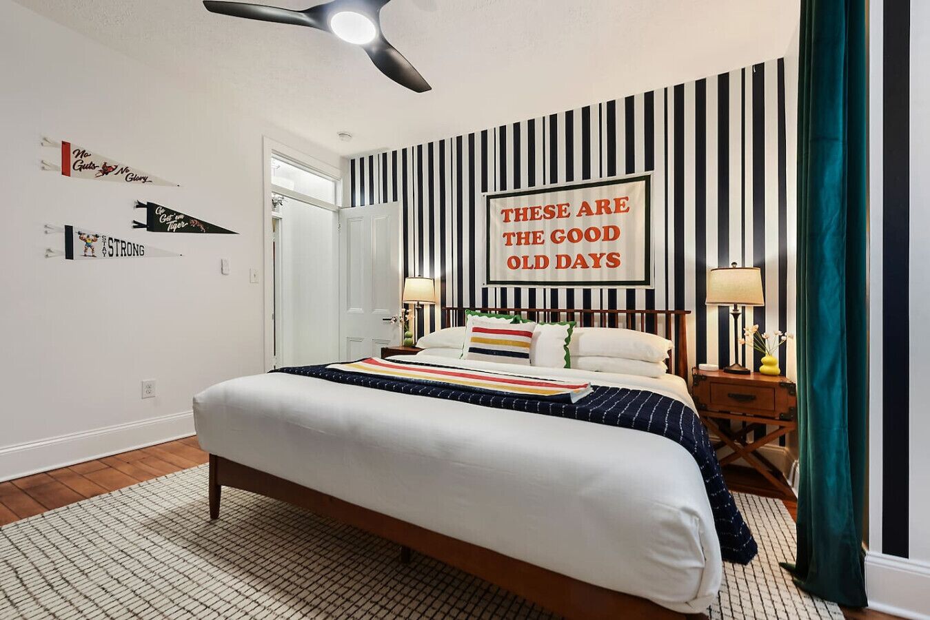 3 bedrooms, desk, iron/ironing board, travel cot