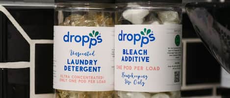 Bathroom amenities