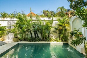 Pool - Azure Luxe Romantic Villa in Uluwatu, 8 Min to Beach (Pecatu)