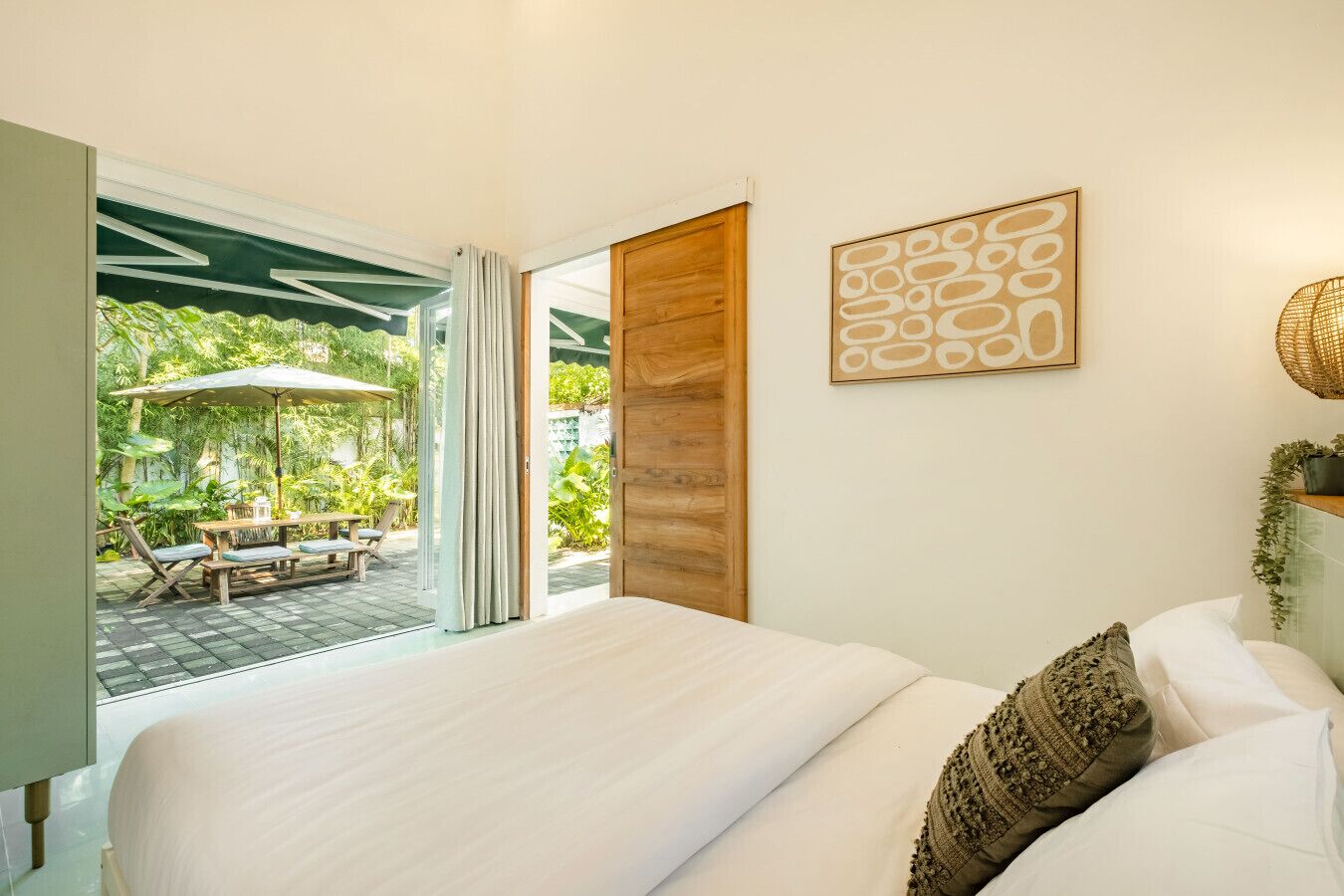 1 soverom, skrivebord, strykejern/-brett og wi-fi (inkludert)