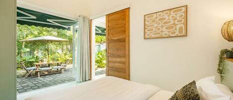 1 bedroom, desk, iron/ironing board, free WiFi