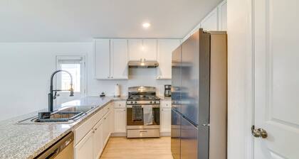 7 Mi to Alamo Ranch Mall: Home w/ Large Yard!
