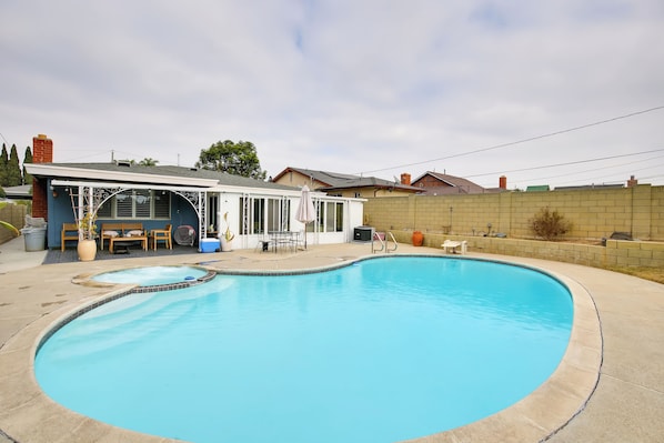 Piscina