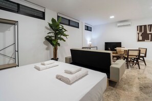 Interior - VLC HOST - Tamarit Olmos B (Valencia)