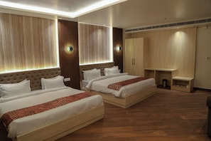 Coffres-forts dans les chambres, rideaux occultants