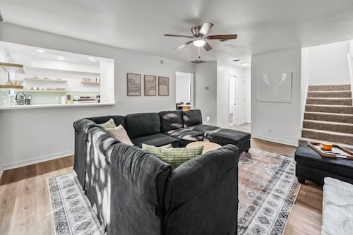 Balcony Dreams, Prime Locale Near Must-Sees