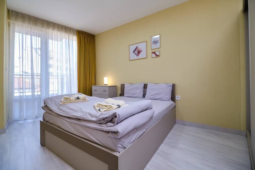 1 habitación, tabla de planchar con plancha, wifi y ropa de cama 