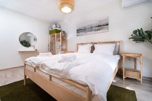 1 chambre, fer et planche à repasser, Wi-Fi, draps fournis