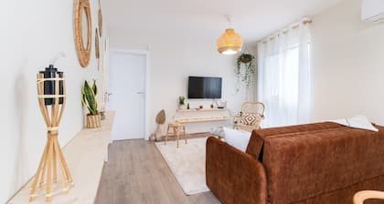Stylish One-Bedroom Apartment