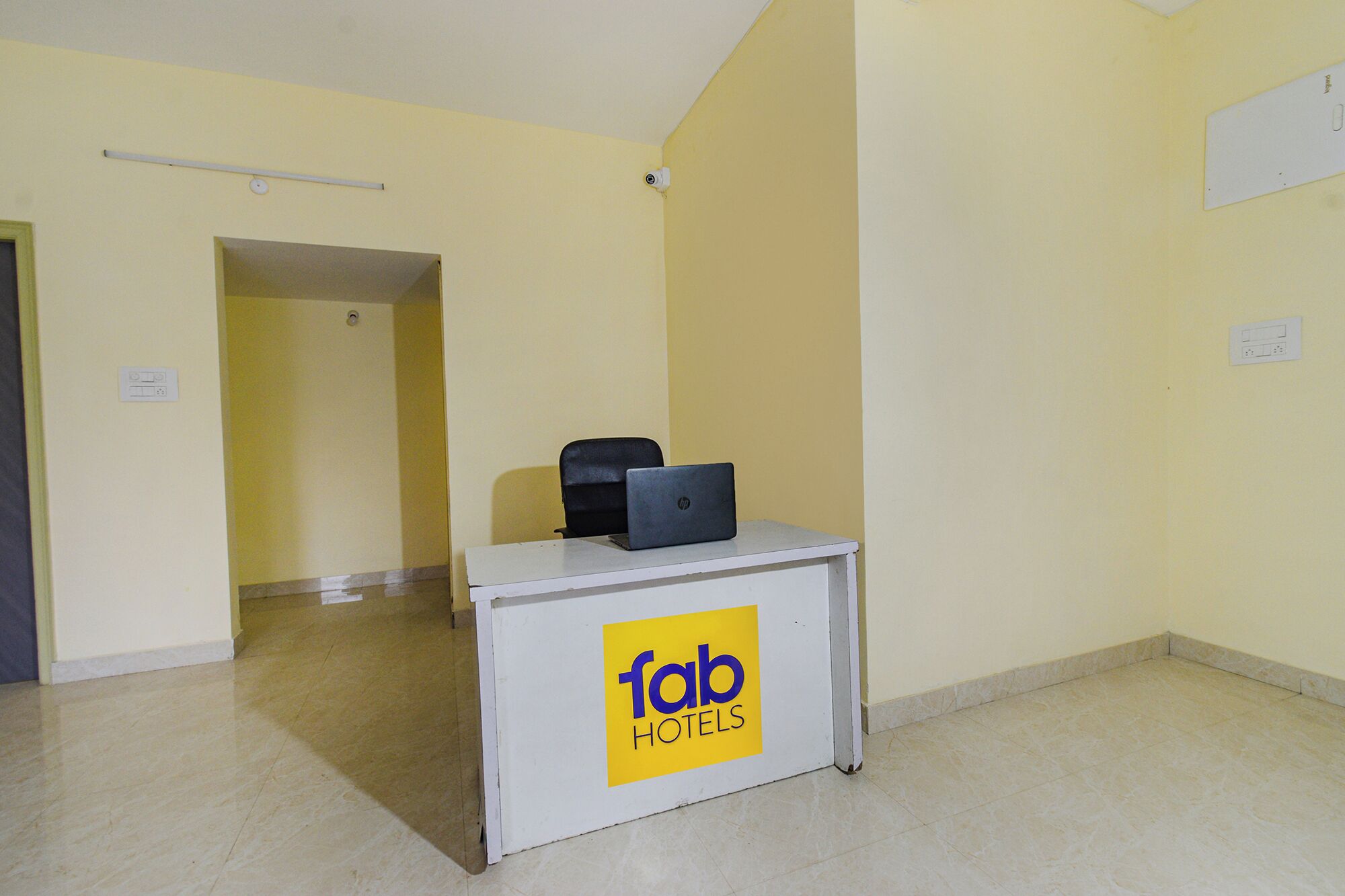 Photo - FabHotel RK Suites - Nr US Consulate, Financial District