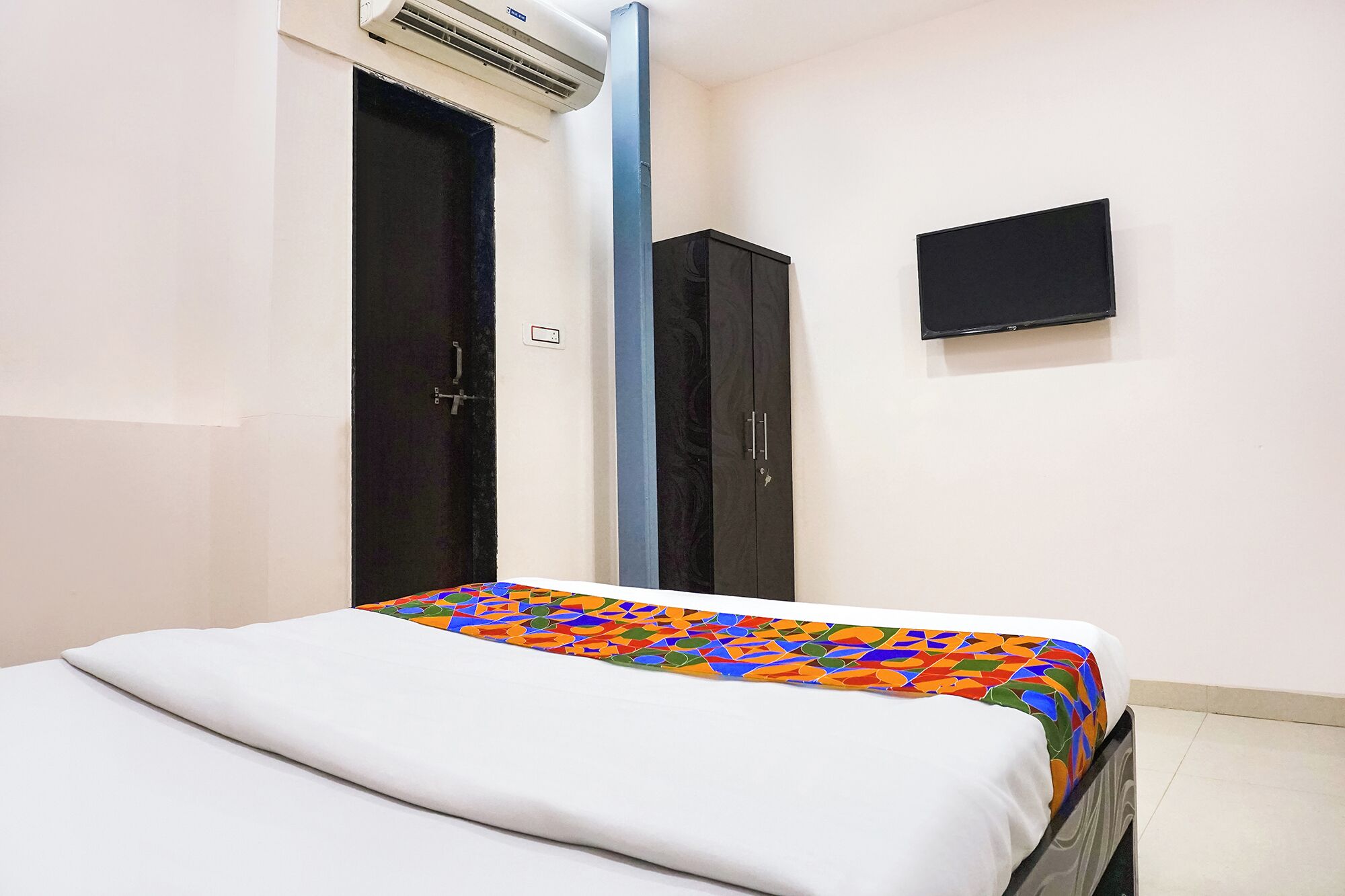 Photo - Fabhotel Rachana Residency