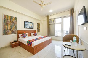 Egyptian cotton sheets, premium bedding, in-room safe, free WiFi - Fabhotel Prime The Golden Petals & Banquet (Greater Noida)