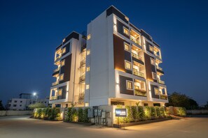 Exterior - Fabhotel Elegance (Hyderabad)