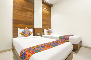 Egyptian cotton sheets, premium bedding, in-room safe, free WiFi