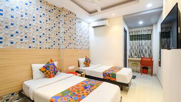 Egyptian cotton sheets, premium bedding, pillowtop beds, in-room safe