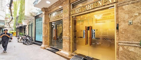 Fachada de la propiedad