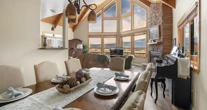 Hot tub, Forest edge, fireplaces game room