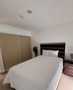 2 habitaciones, wifi gratis y ropa de cama 