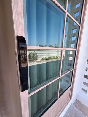 Desk, free WiFi - Zen Harmony House Udonthani (Udon Thani)