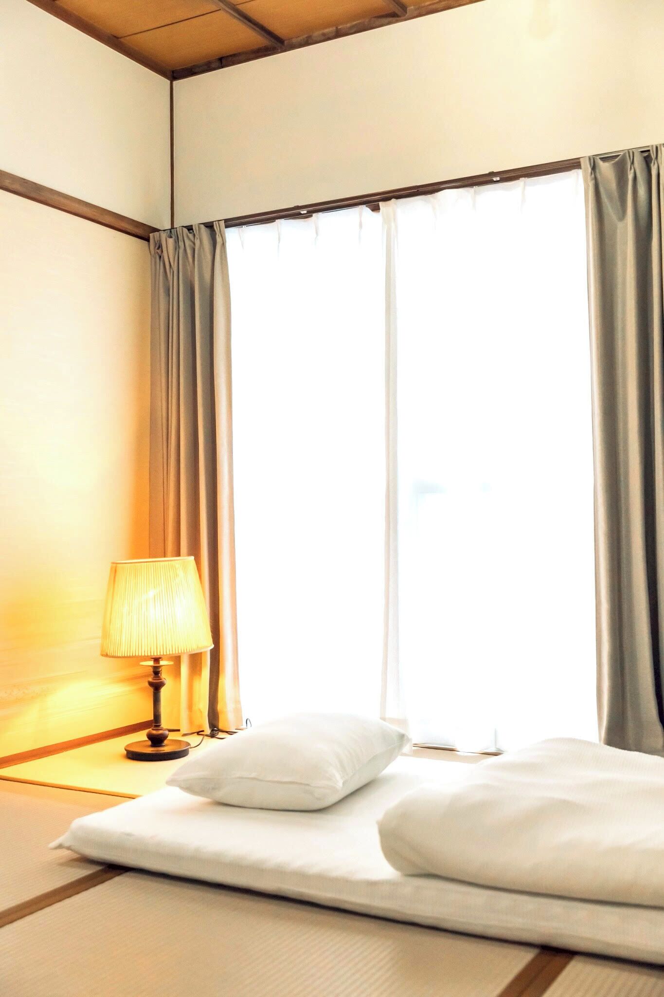 2 多间卧室、免费 WiFi、床单