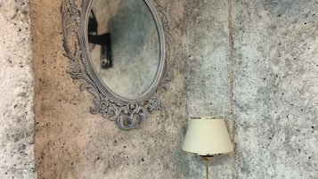 1 habitación, minibar, tabla de planchar con plancha y wifi gratis