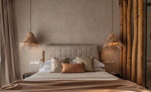 1 bedroom, desk, iron/ironing board, travel cot