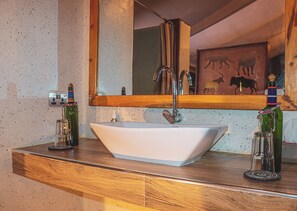 Executive Tent, Park View | Bathroom - Tembo By Jackson  (Maasai Mara)