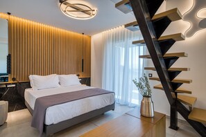 2 bedrooms, in-room safe, iron/ironing board, travel crib