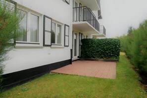 Exterior detail - Golf & Beach D0 - Spacious 3-bedroom apartment 50 m from the beach (De Haan)