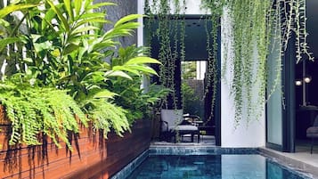 Luxury Room, Pool View | Desk, free WiFi