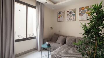 Elite Room | Living area