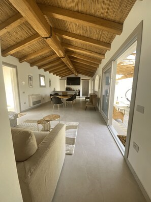 Living area - Villa Garden Relax and Nature (Loiri Porto San Paolo)