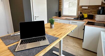Groups & Contractors, 8 Beds, High-Speed Internet