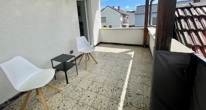 Apartment 'Wohnen Auf Zeit - No1' with Private Terrace, Balcony and Wi-Fi