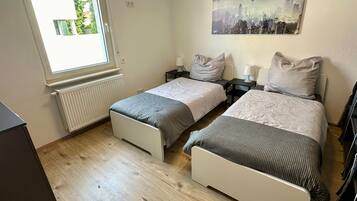 1 Schlafzimmer, Bügeleisen/Bügelbrett, kostenloses WLAN, Bettwäsche