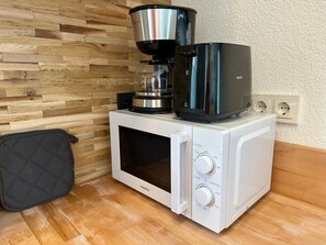 Interior - Work & Relax: High-Speed Wi-Fi, A67 & A5 Access, Nature Nearby! (Biebesheim am Rhein)