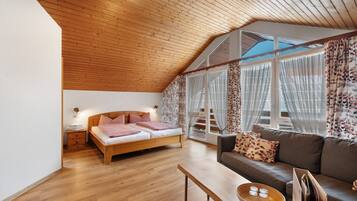 1 bedroom, WiFi (free), bed sheets
