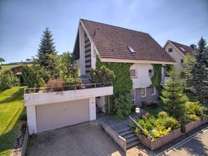 Exterior - Apartment 'Kaltenbach' with Shared Terrace, Shared Garden and Wi-Fi (Schonach)