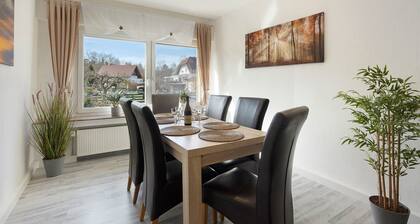 Ferienwohnung 'Zeitzauber' mit Gemeinschaftsgarten und Wi-Fi