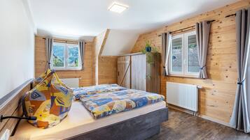 1 chambre, Wi-Fi gratuit, draps fournis